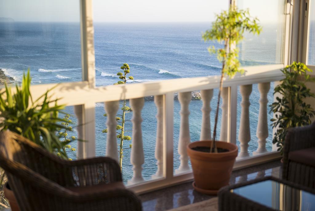 Laneez Ericeira Surf House Pansiyon Oda fotoğraf