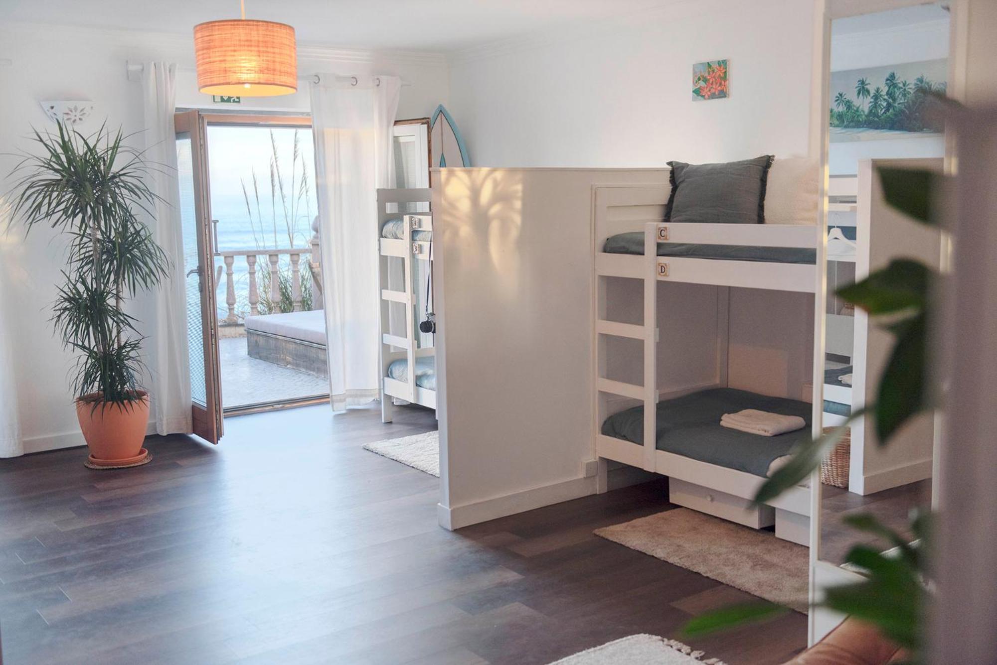 Laneez Ericeira Surf House Pansiyon Dış mekan fotoğraf