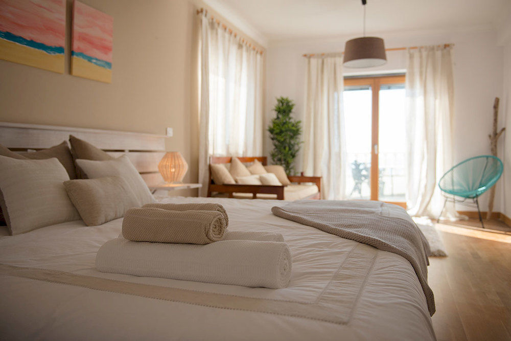 Laneez Ericeira Surf House Pansiyon Dış mekan fotoğraf