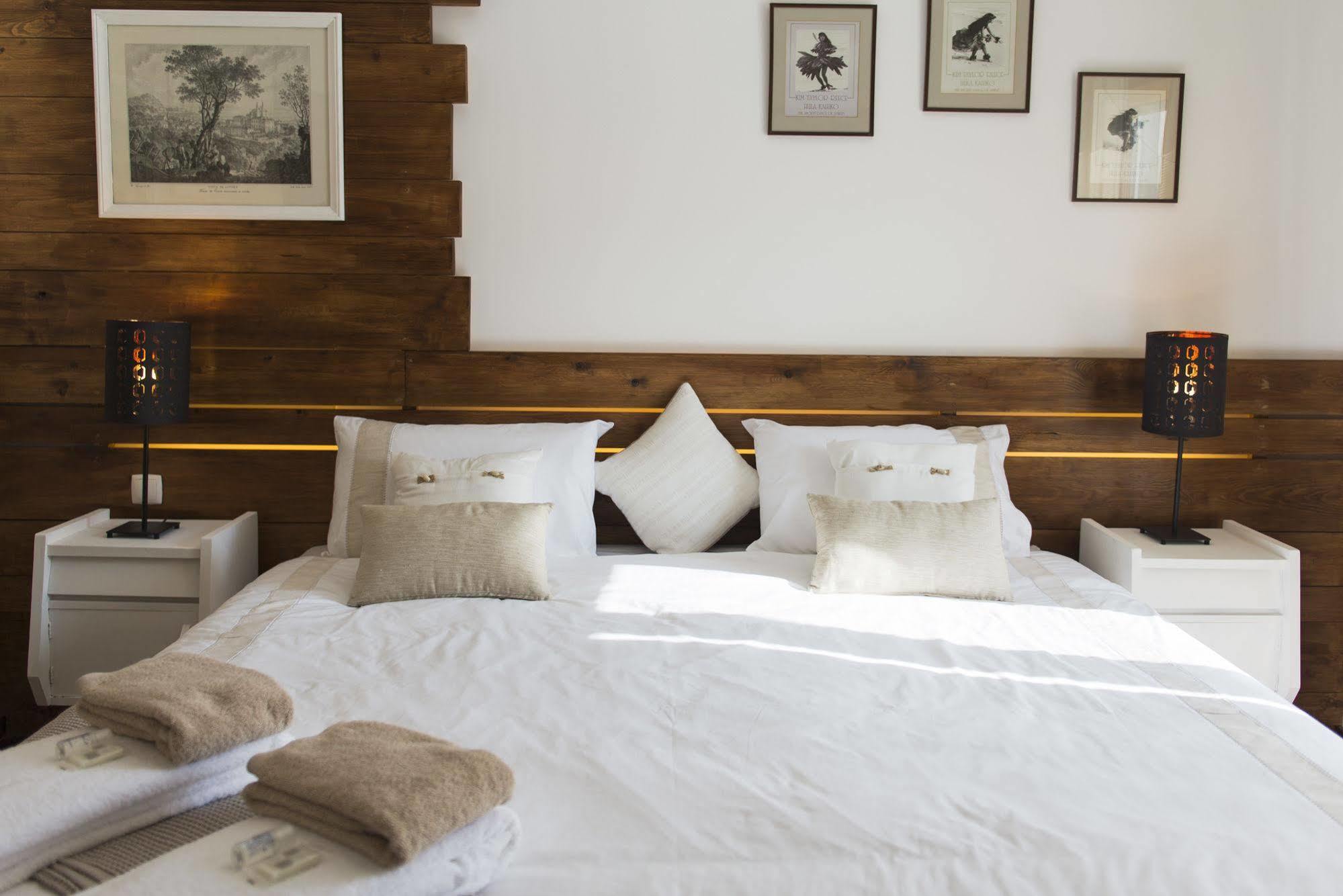 Laneez Ericeira Surf House Pansiyon Dış mekan fotoğraf
